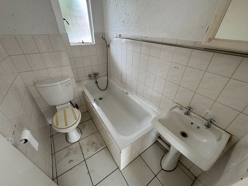 Modern Comfort Meets Effortless Everyday Living - Photo 9