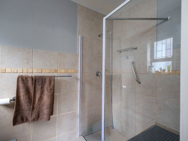 Modern Comfort Meets Prime Location Available now. - Photo 8