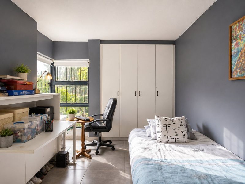 Modern Comfort Meets Prime Location Available now. - Photo 10