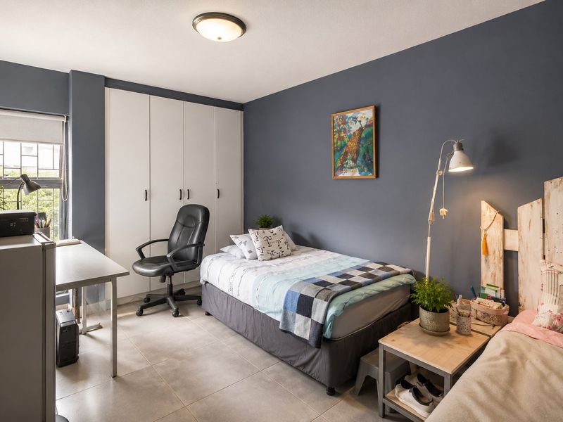 Modern Comfort Meets Prime Location Available now. - Photo 9