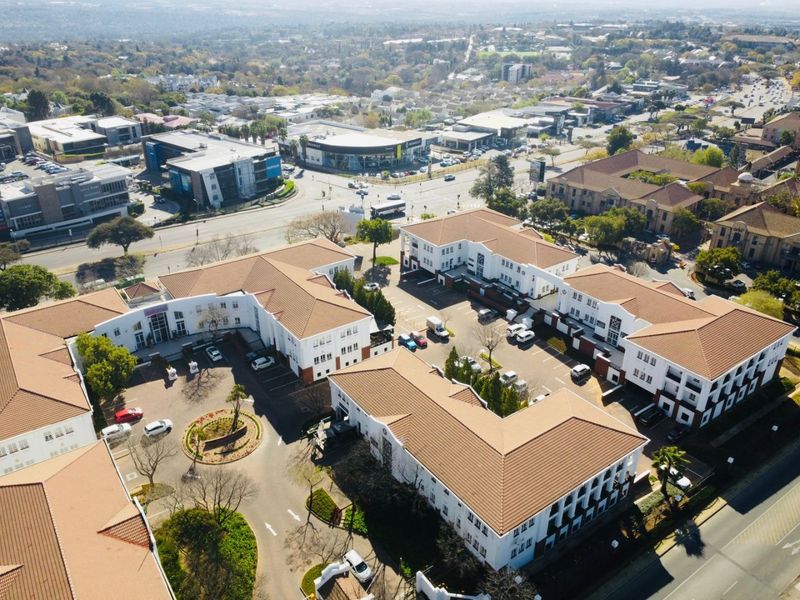 Prime Office Park Investment in Bryanston – 9,625m2 - Photo 9