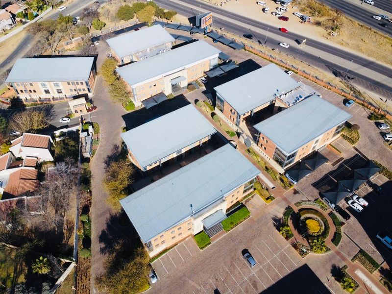 Premier Modern Office Park on Witkoppen Road, Paulshof - Photo 7