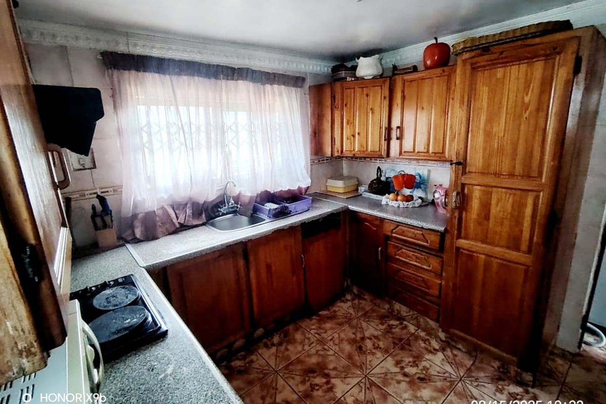 2 Bedroom House for Sale in Mdantsane - Photo 3
