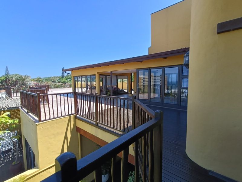 To let in Umhlanga, Spacious fully furnished 3 bedroom Penthouse. - Photo 2