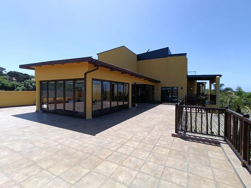 To let in Umhlanga, Spacious fully furnished 3 bedroom Penthouse. - Photo 3