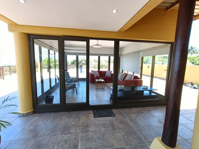 To let in Umhlanga, Spacious fully furnished 3 bedroom Penthouse. - Photo 5
