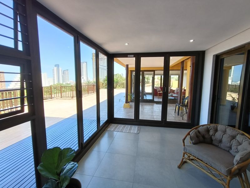 To let in Umhlanga, Spacious fully furnished 3 bedroom Penthouse. - Photo 10
