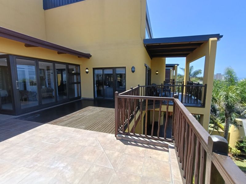 To let in Umhlanga, Spacious fully furnished 3 bedroom Penthouse. - Photo 8