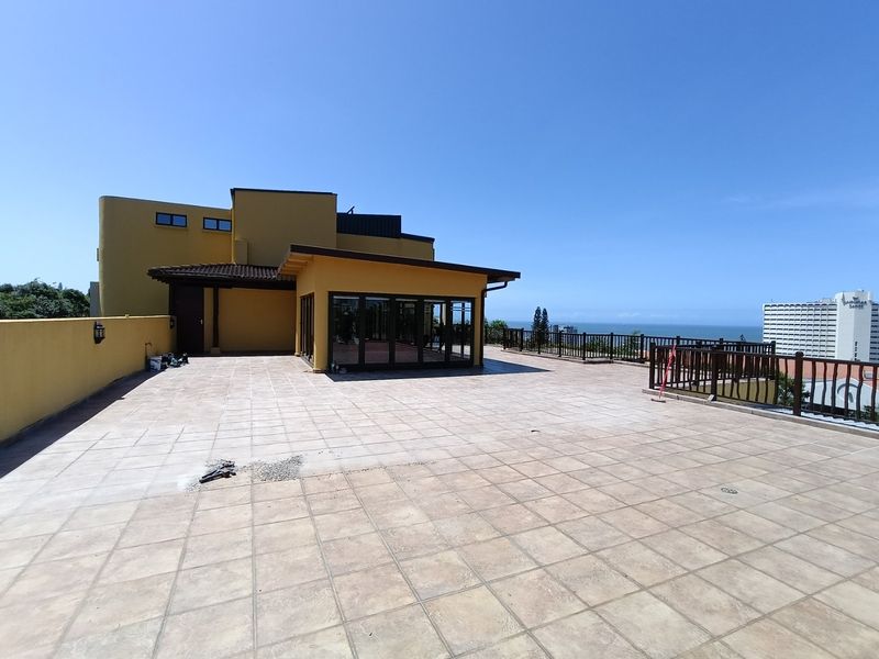 To let in Umhlanga, Spacious fully furnished 3 bedroom Penthouse. - Photo 7