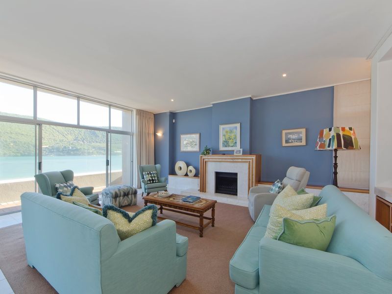 Contemporary & Stately - Photo 8