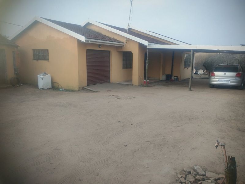 2Bedroom house for sale in Esikhawini. - Photo 10