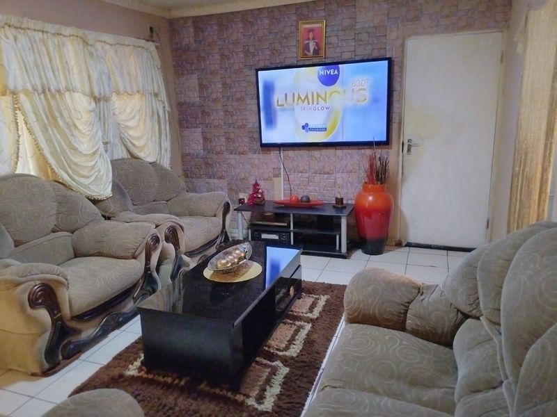 2Bedroom house for sale in Esikhawini. - Photo 3