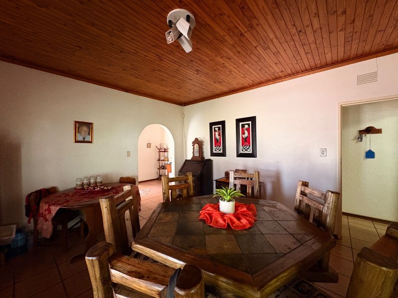 Stunning Family Home in the Heart of Flamwood – Space, Style & Serenity! - Photo 10