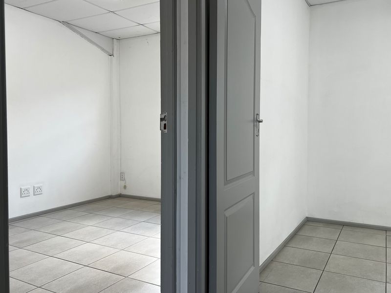PRIME COMMERCIAL OPPORTUNITY IN SOUGHT AFTER TAMSUI INDUSTRIA, GEORGE - Photo 4