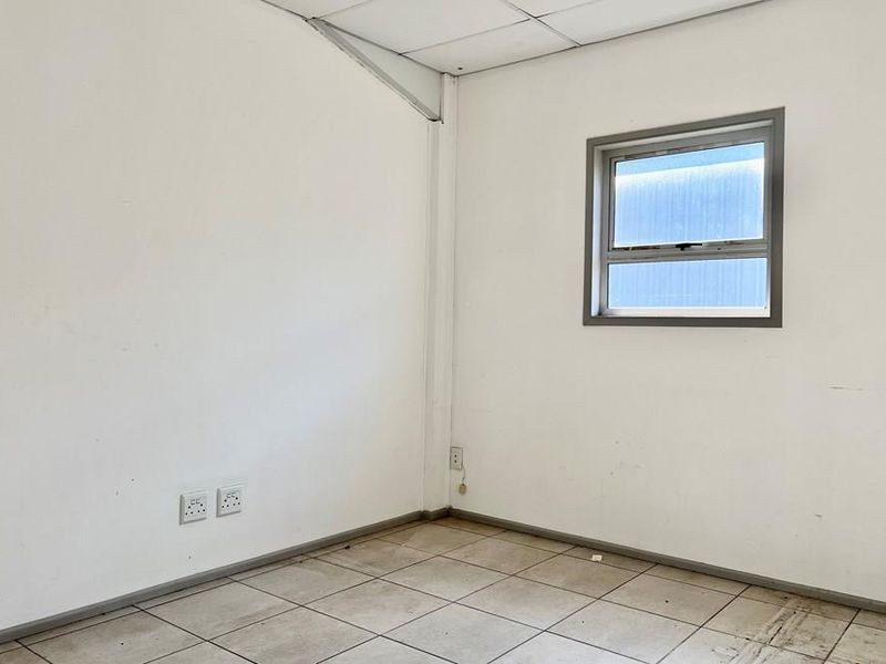 PRIME COMMERCIAL OPPORTUNITY IN SOUGHT AFTER TAMSUI INDUSTRIA, GEORGE - Photo 5