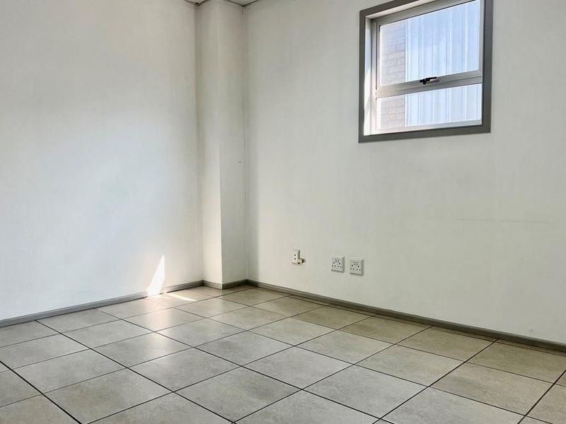 PRIME COMMERCIAL OPPORTUNITY IN SOUGHT AFTER TAMSUI INDUSTRIA, GEORGE - Photo 2