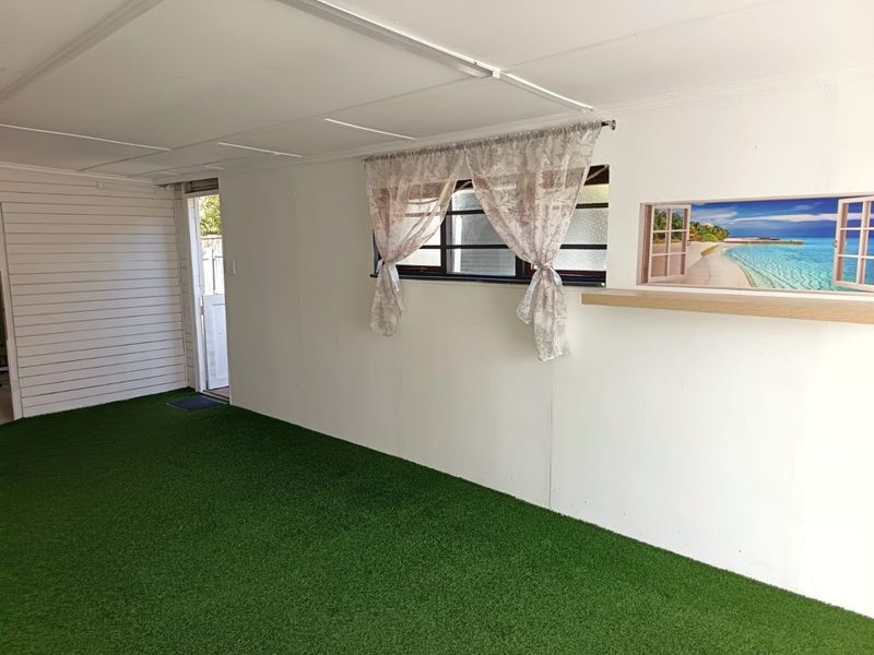 Spacious four-bedroom Sedgefield home offering comfort and tranquility. - Photo 8