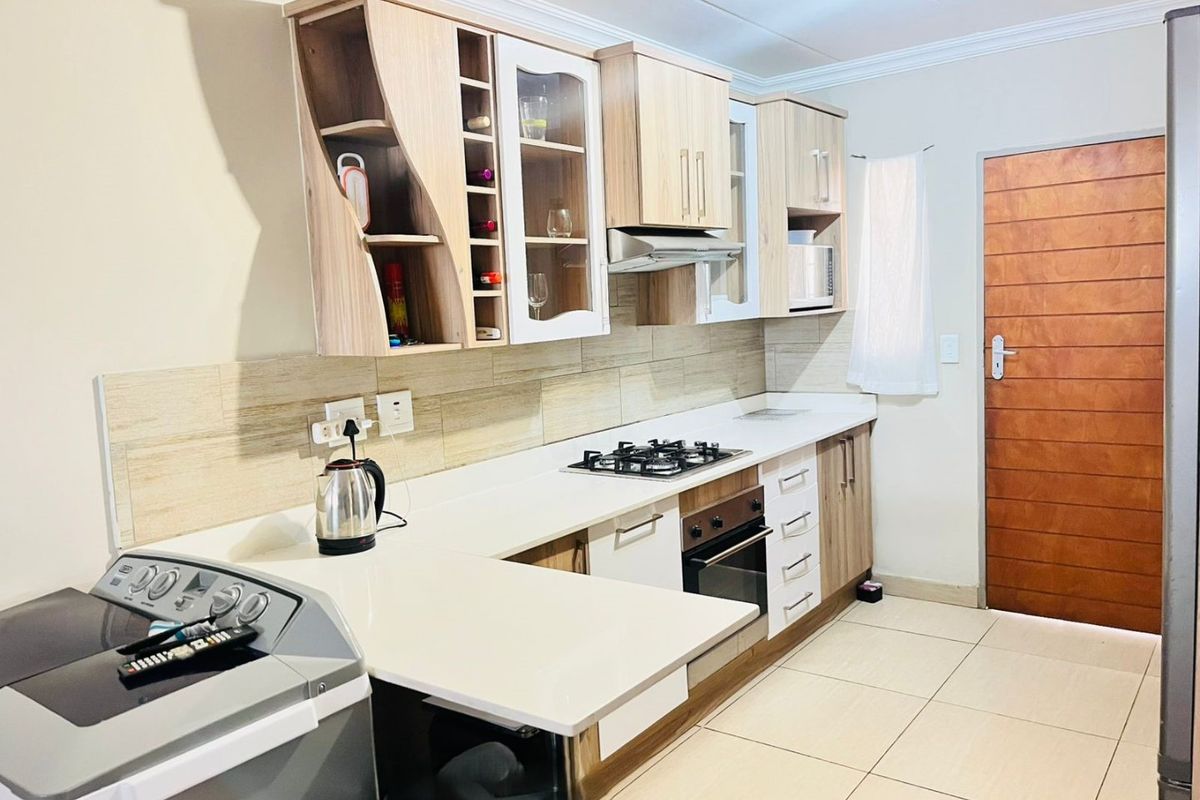 Charming 3-Bedroom Family Home in Andeon – Your Dream Home Awaits!  - Photo 5