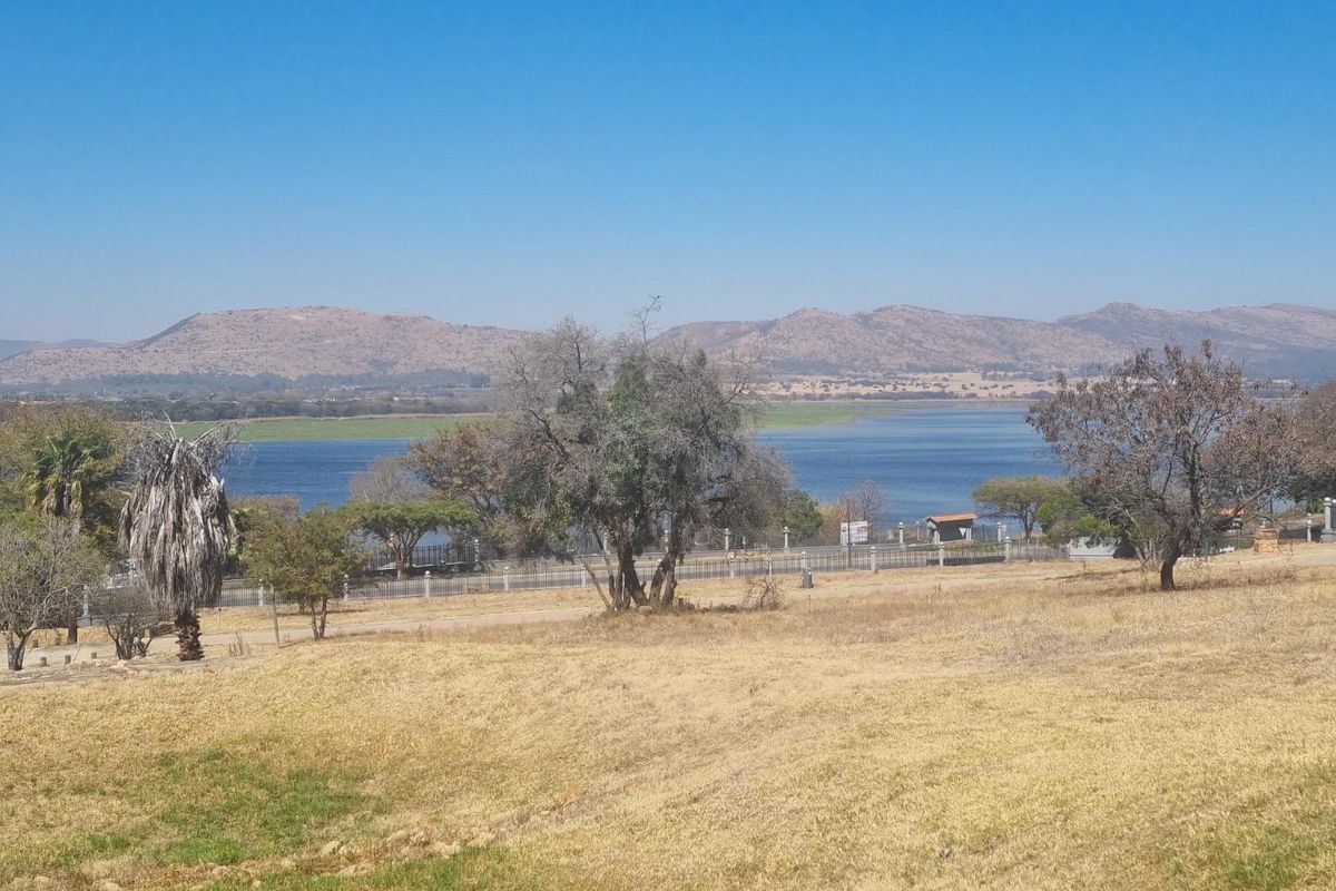 Vacant Land for Sale – 411m2 in Falcon View Estate, Kosmos - Photo 2