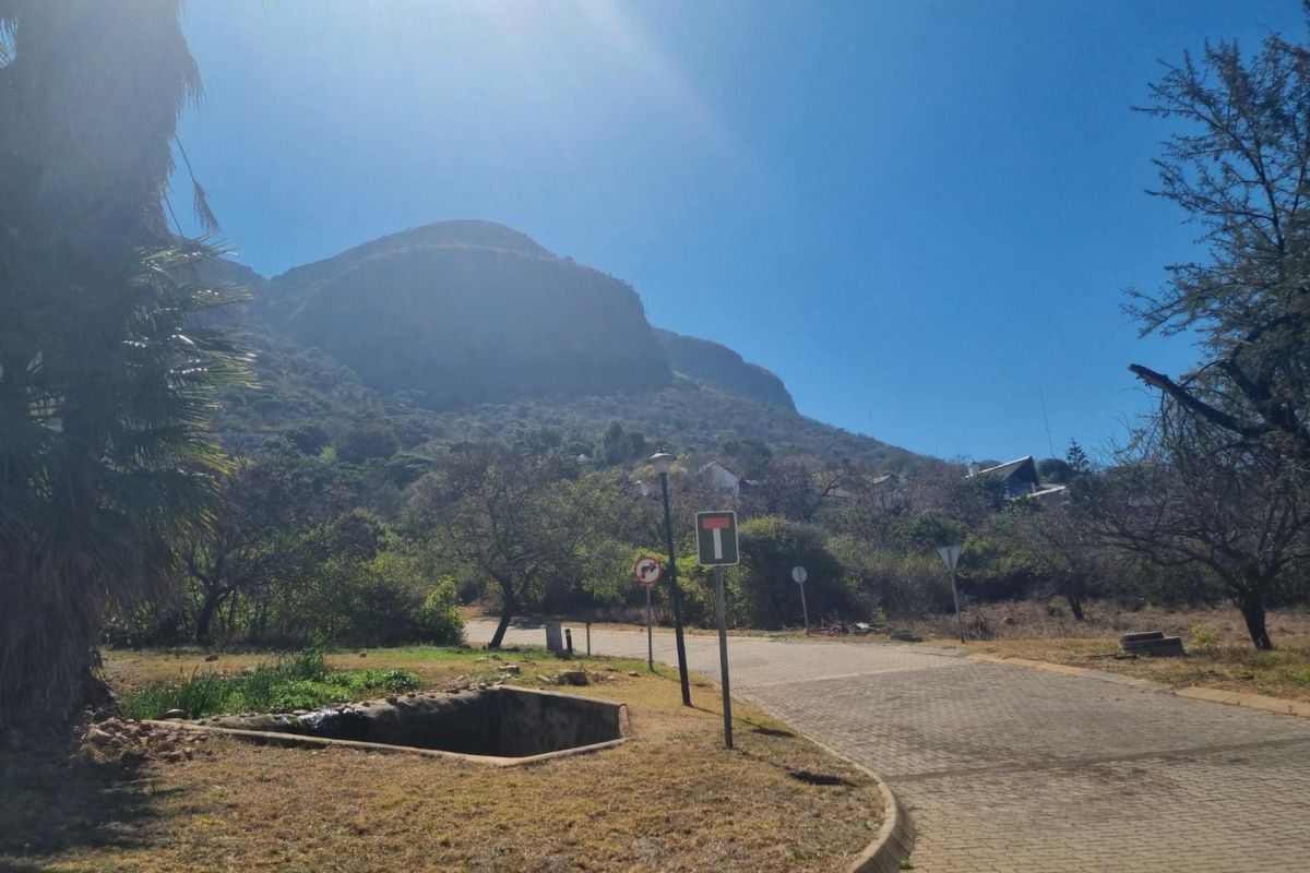 Vacant Land for Sale – 411m2 in Falcon View Estate, Kosmos - Photo 5