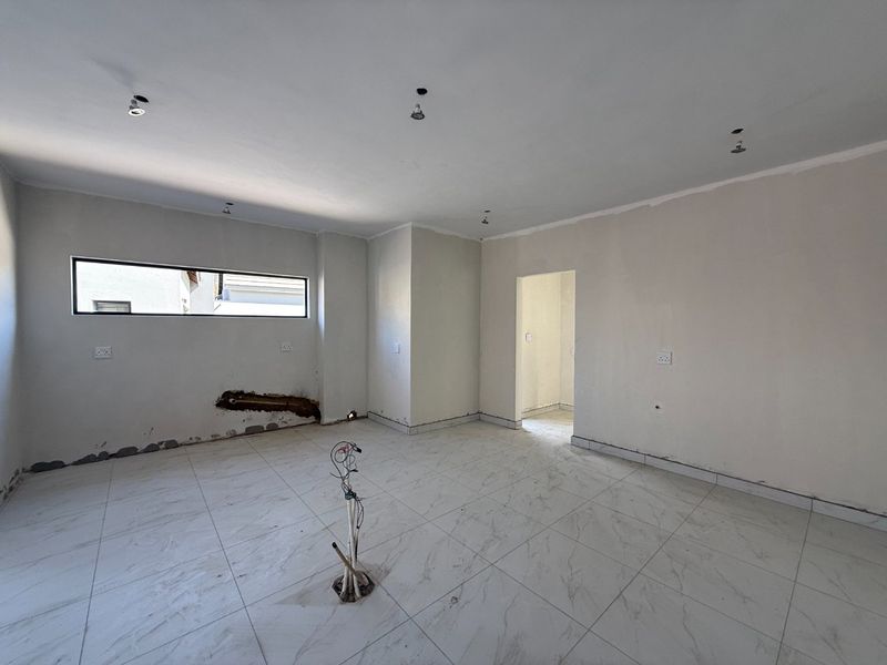 Brand-New Luxury Home in Landsmeer Equestrian Estate - Photo 5