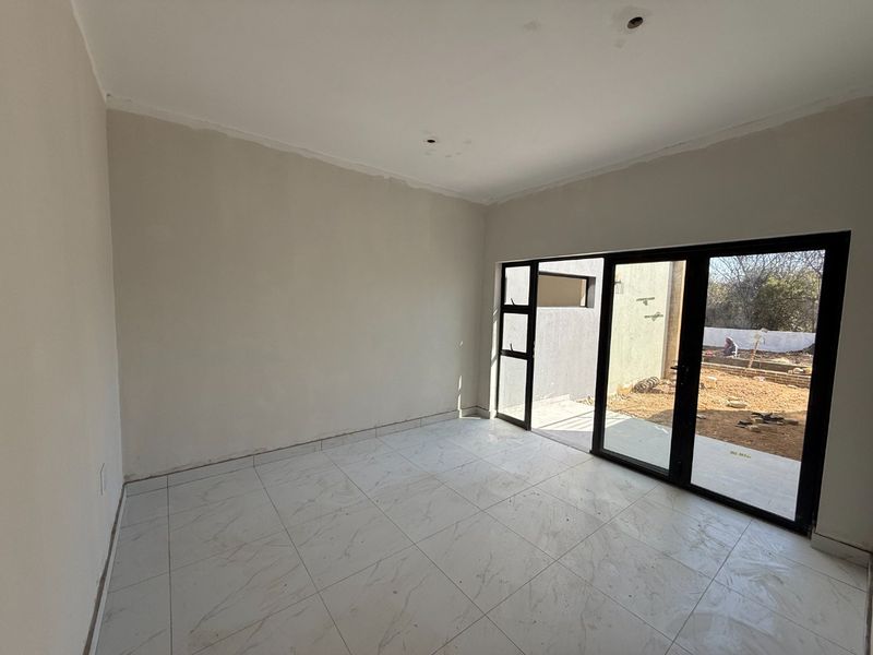 Brand-New Luxury Home in Landsmeer Equestrian Estate - Photo 9