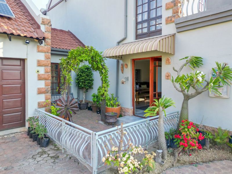 Modern 3-Bedroom Sectional Title in Glenivy Estate, Hartbeespoort - Photo 4