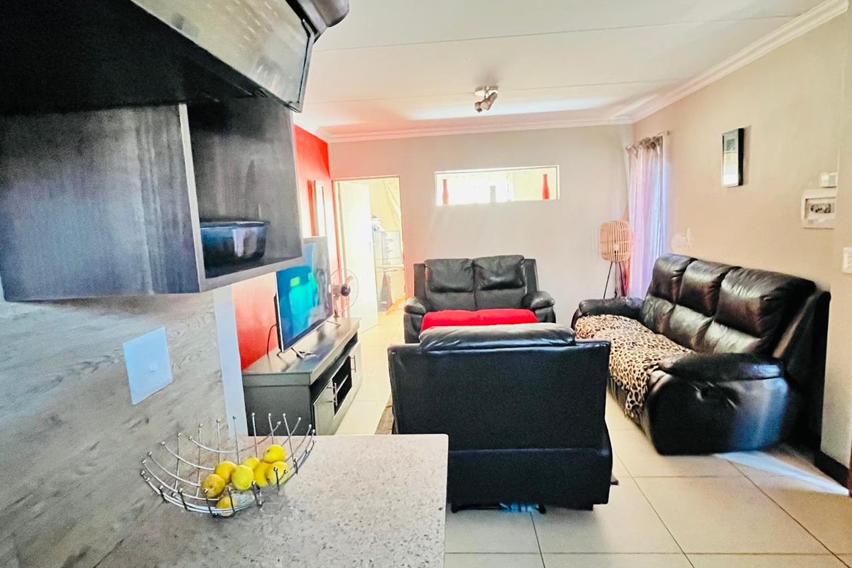 Charming 3-Bedroom Family Home in Andeon – Your Dream Home Awaits!  - Photo 3