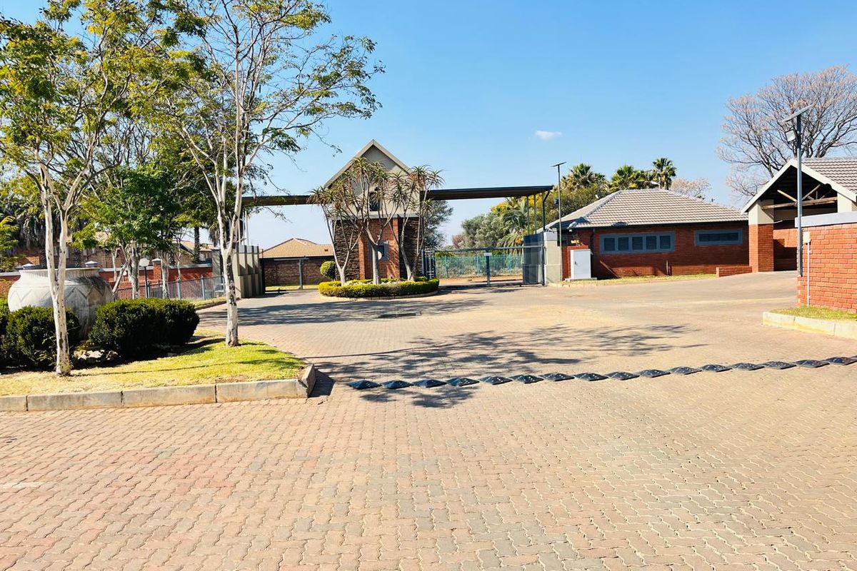 Charming 3-Bedroom Family Home in Andeon – Your Dream Home Awaits!  - Photo 2