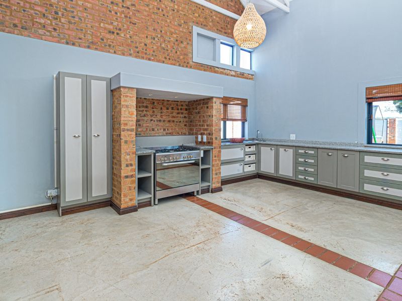 SOLE & EXCLUSIVE MANDATE - Photo 10