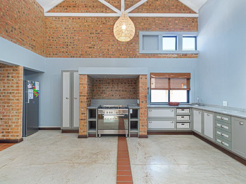 SOLE & EXCLUSIVE MANDATE - Photo 8