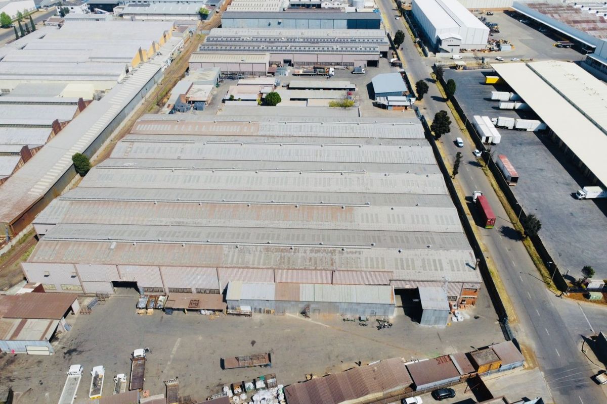 "Please note: Advertised prices are for guidance only. The final purchase price will be confirmed by the seller upon inquiry." - Photo 3