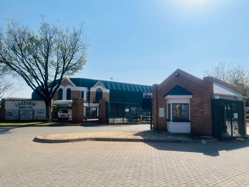 "Please note: Advertised prices are for guidance only. The final purchase price will be confirmed by the seller upon inquiry." - Photo 5