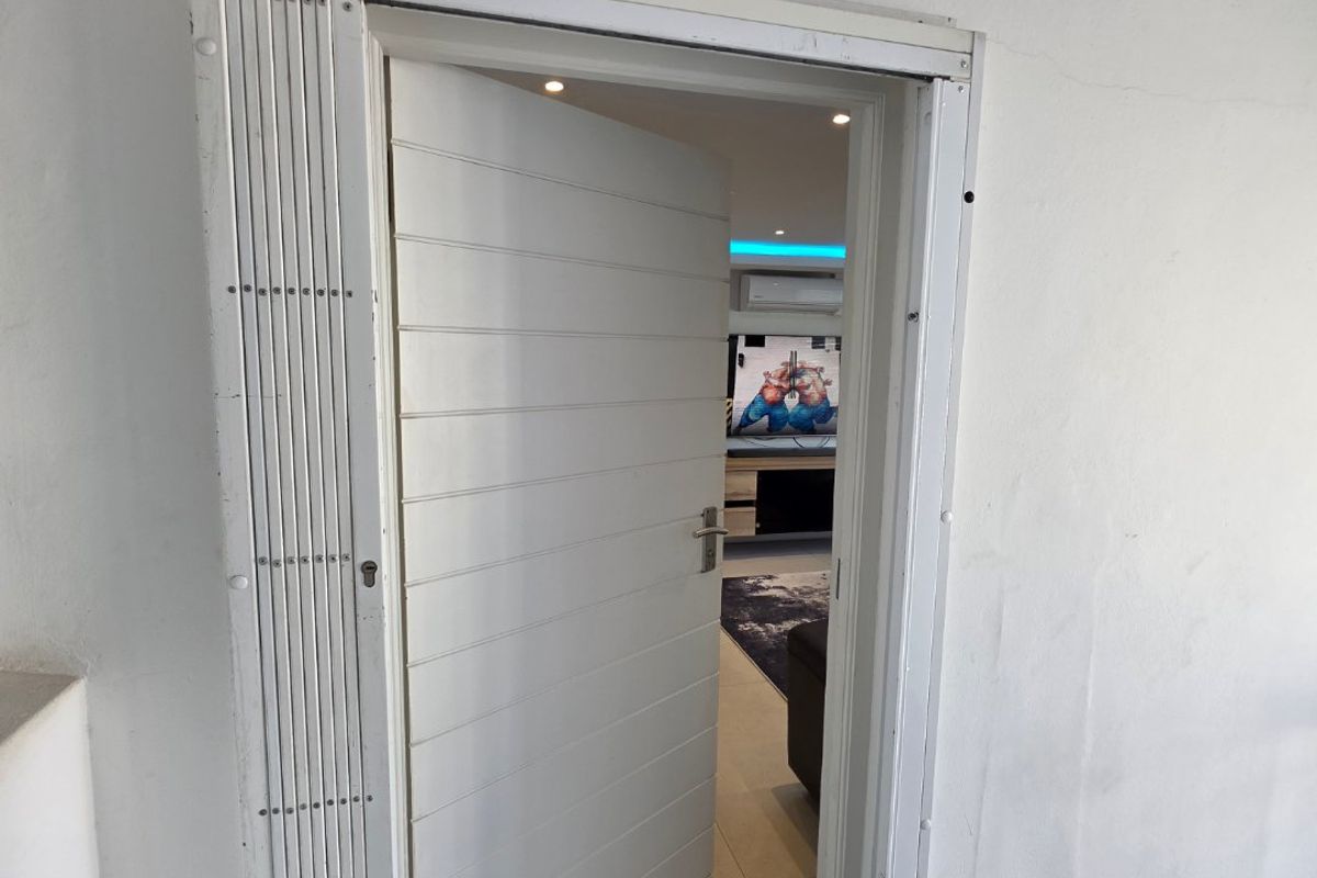 Luxurious 2-Bedroom, 70sqm, Apartment for Sale! - Photo 5