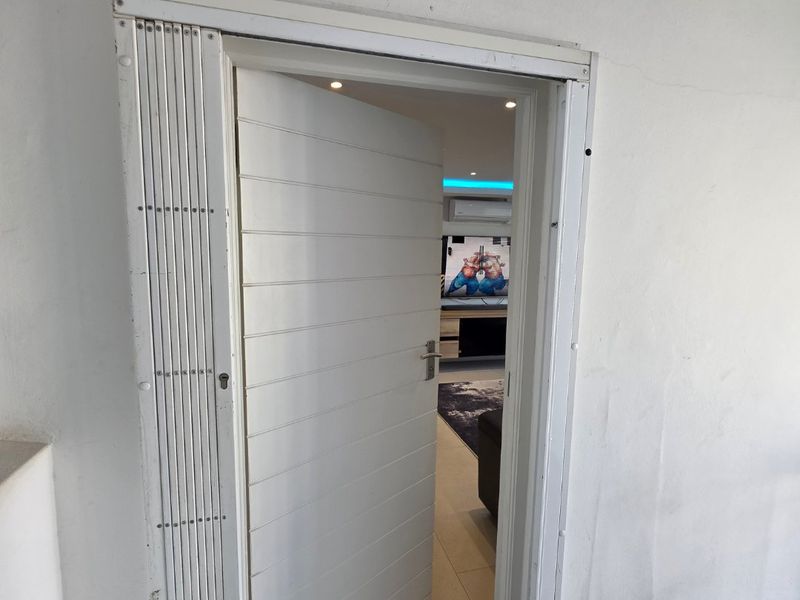 Luxurious 2-Bedroom, 70sqm, Apartment for Sale! - Photo 5