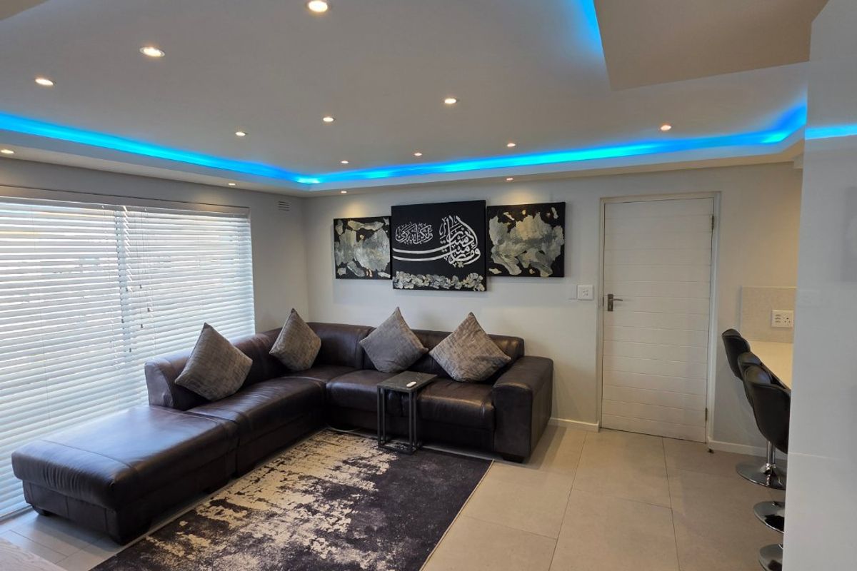 Luxurious 2-Bedroom, 70sqm, Apartment for Sale! - Photo 4