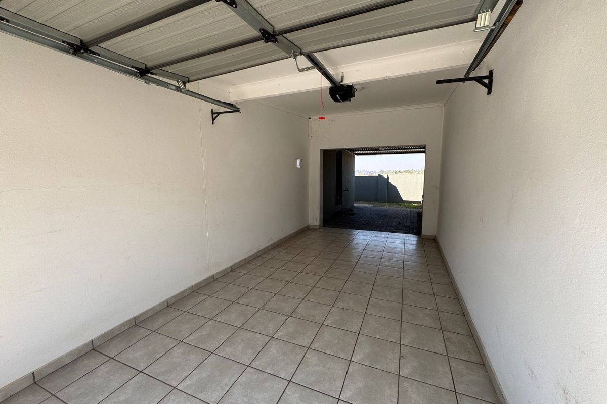 Modern Two-Bedroom Home with Quality Finishes - Photo 2