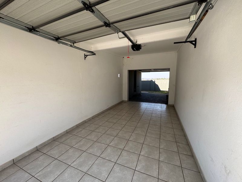 Modern Two-Bedroom Home with Quality Finishes - Photo 2