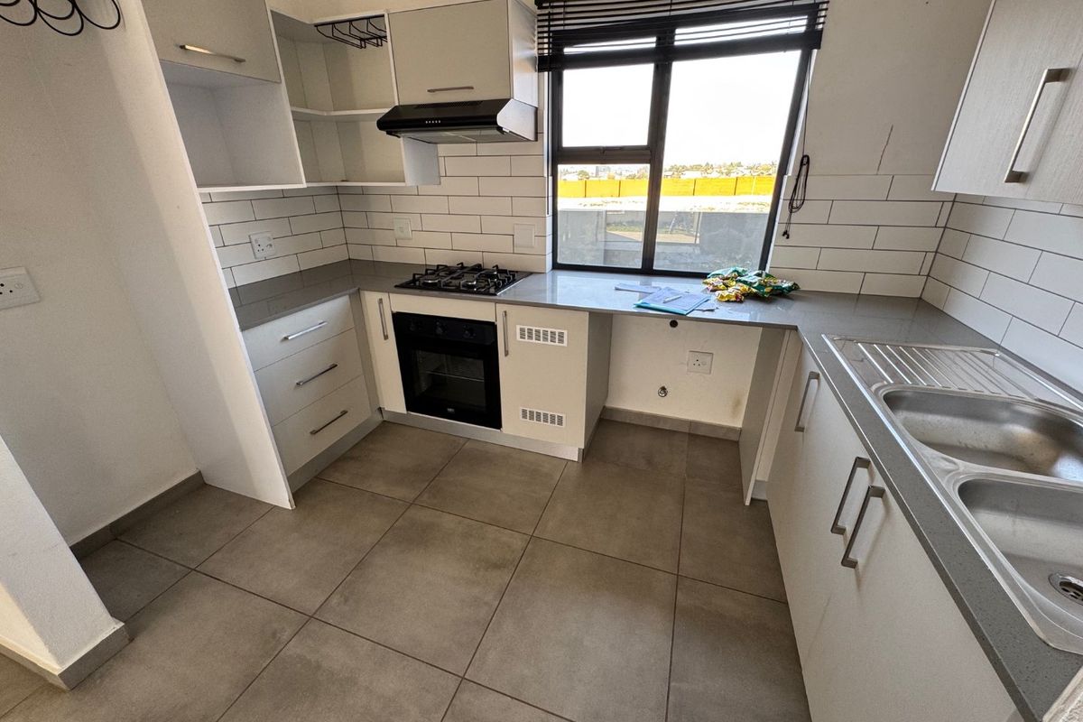 Modern Two-Bedroom Home with Quality Finishes - Photo 5