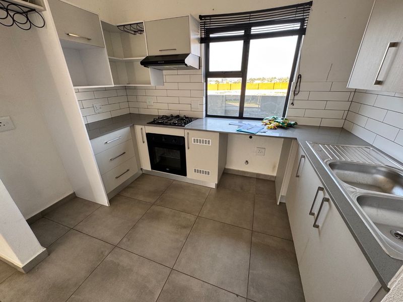 Modern Two-Bedroom Home with Quality Finishes - Photo 5