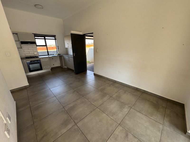 Modern Two-Bedroom Home with Quality Finishes - Photo 4