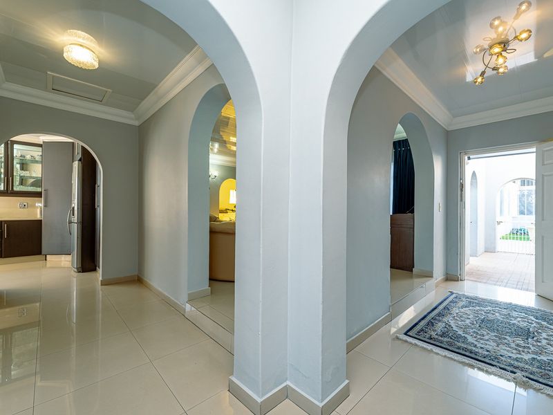 Modern North-Facing Family Gem - Photo 8