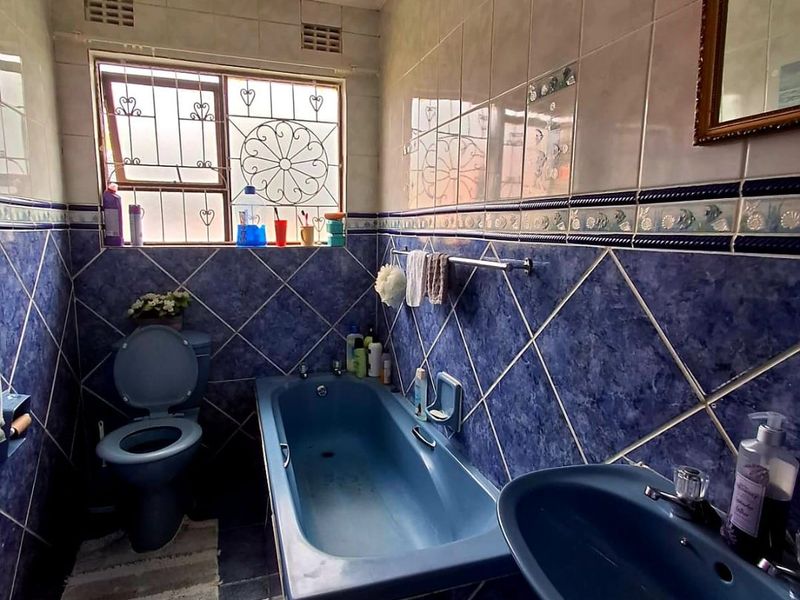 3 Bedroom House for Sale in Haven Hills  - Photo 4