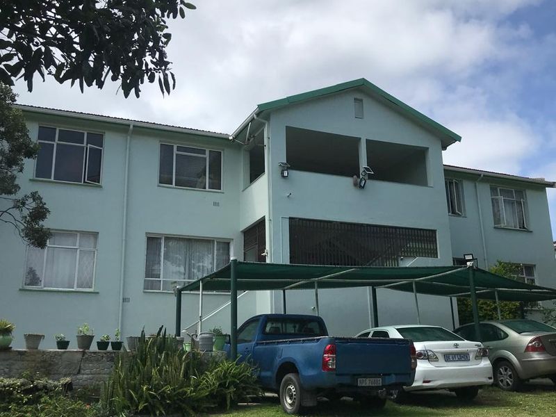 Cozy Margate Flat with Fibre and Garden Views - Photo 2