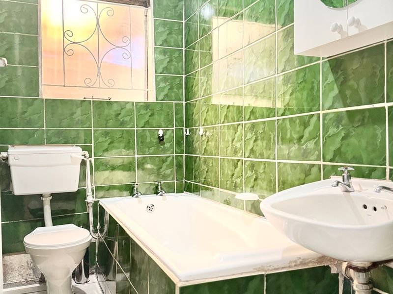 3 Bedroom, 3 bathroom House For Sale in Lentegeur  - Photo 7