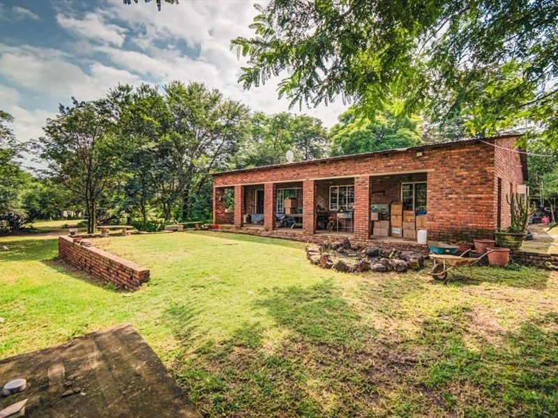 Spacious Family Home with Income-Generating Potential - Photo 3