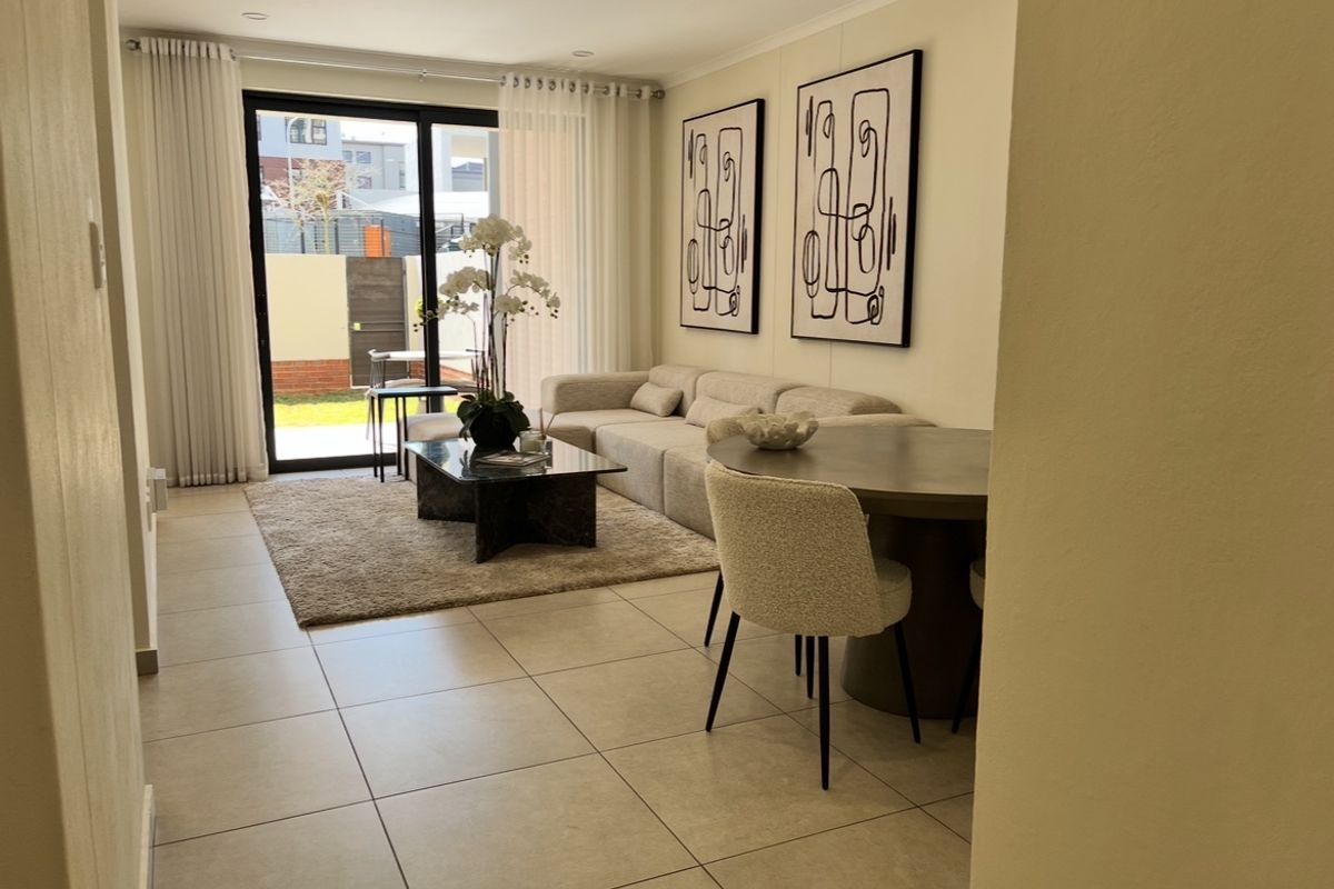 3 Bedroom Garden Duplex For Sale in Greenstone - Photo 4