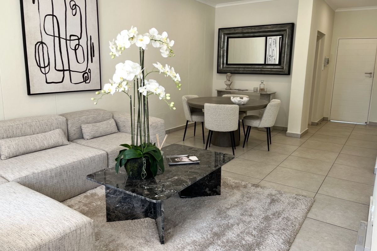 3 Bedroom Garden Duplex For Sale in Greenstone - Photo 3