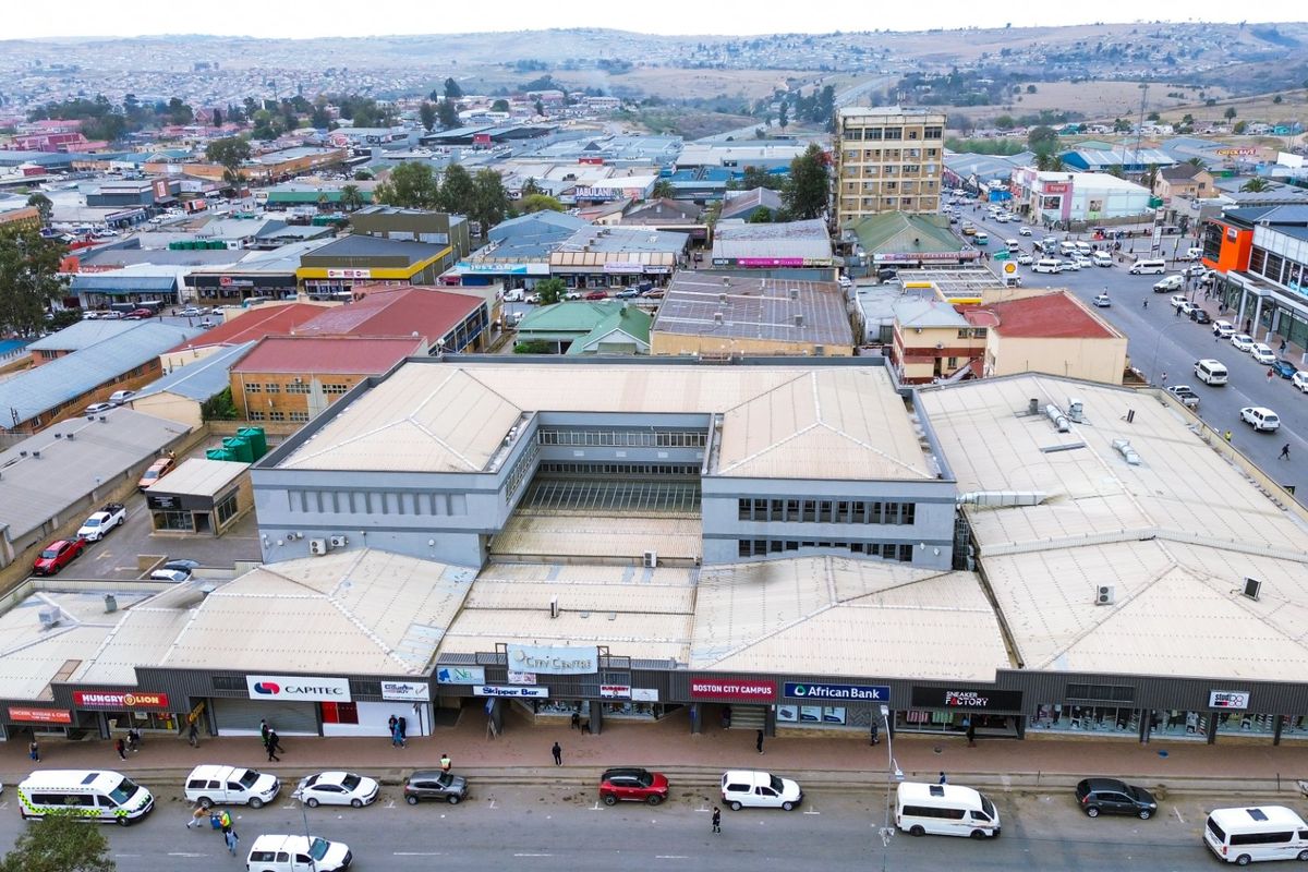 "Please note: Advertised prices are for guidance only. The final purchase price will be confirmed by the seller upon inquiry." - Photo 5