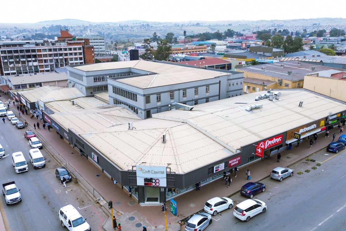 "Please note: Advertised prices are for guidance only. The final purchase price will be confirmed by the seller upon inquiry." - Photo 4